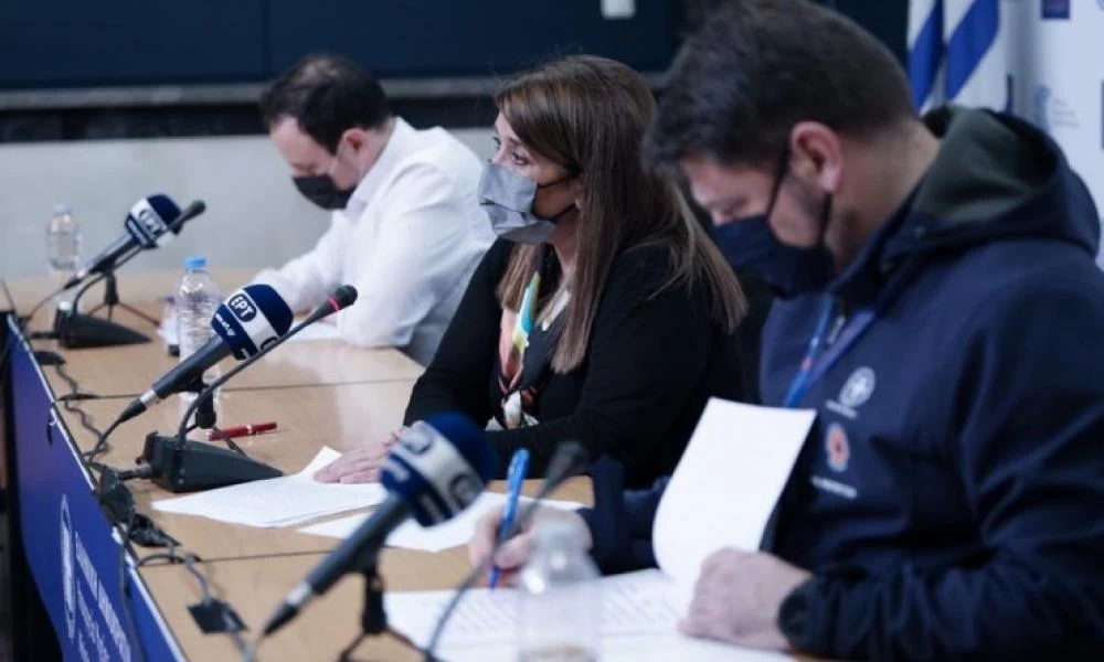 Κορονοϊός: «Λουκέτο» στα σχολεία όλης της χώρας – Παρατείνεται το σκληρό lockdown στην Αττική